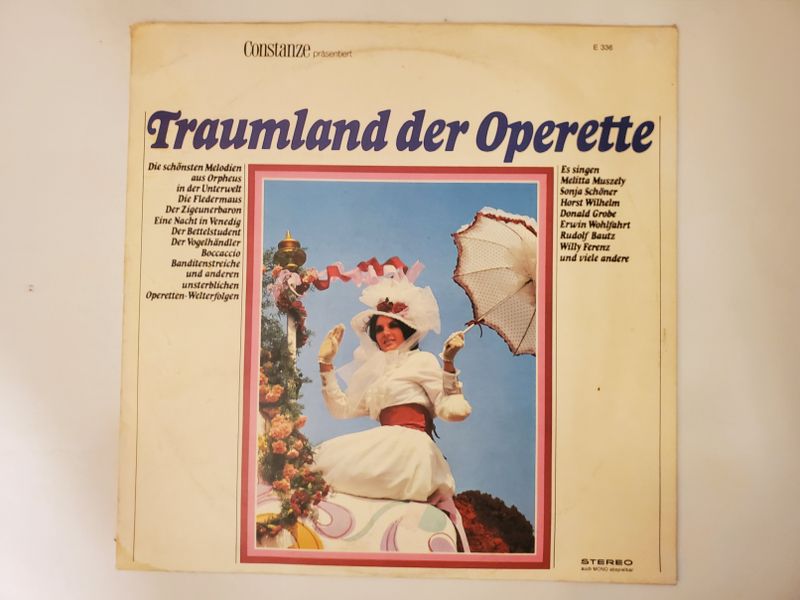 Various Artists (featuring Melitta Muszely, Sonja Sch?ner, Horst Wilhelm, Donald Grobe, Erwin Wohlfahrt, Rudolf Bautz, Willy Fornez, and others) Traumland der Operette vinyl record
